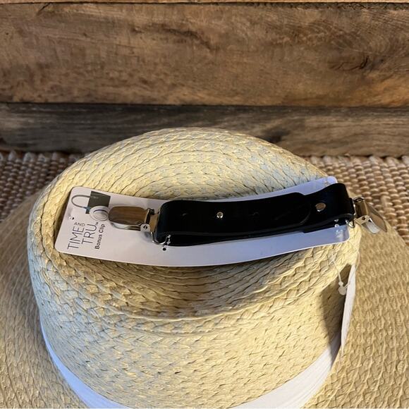 Time And Tru Tan And White‎ Hat - Picture 4 of 6